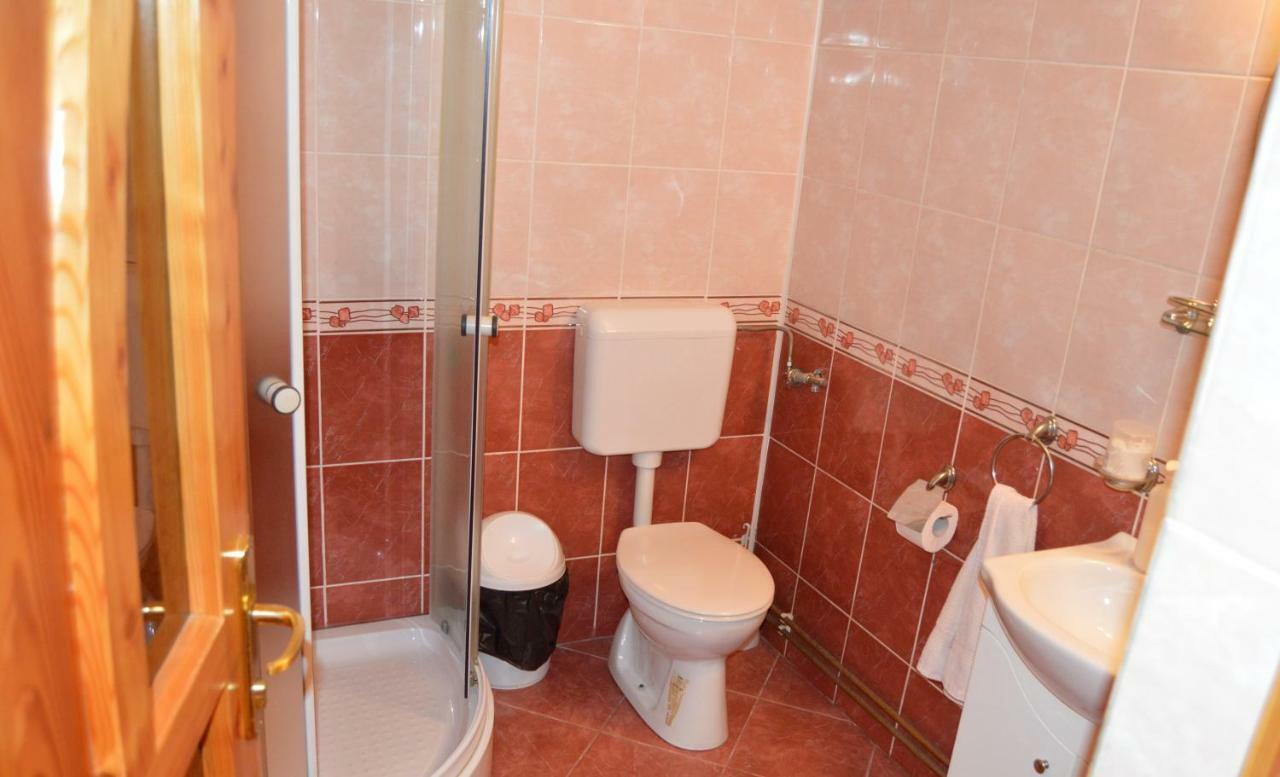 Hotel Casa Piatra Craiului Zărneşti Zewnętrze zdjęcie