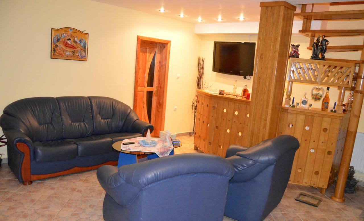 Hotel Casa Piatra Craiului Zărneşti Zewnętrze zdjęcie
